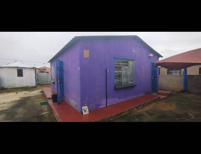2 BEDROOM HOUSE FOR SALE IN DAVEYTON CENTRAL